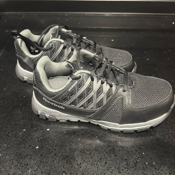 NWT Reebok Work Sublite Athletic Safety Shoes Women’s 7.5 Men’s 5.5 - Picture 1 of 7